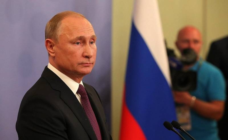 Озвучены предложения Путину по изменению Конституции