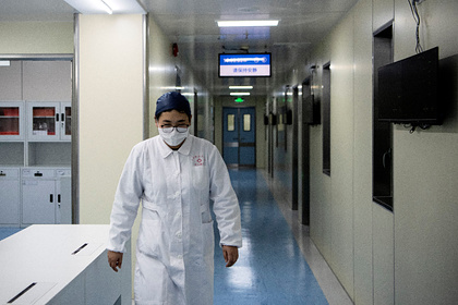Названы сроки испытания китайской вакцины от коронавируса