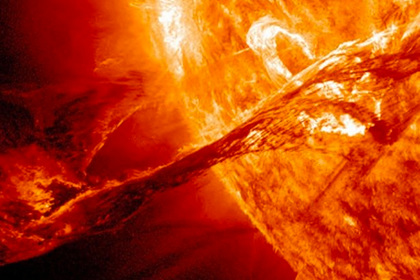 Предсказаны опасные для Земли великие солнечные бури