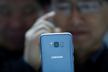 Владельцы смартфонов Samsung испугались загадочных уведомлений