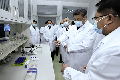 Китайскую вакцину от коронавируса испытали на добровольцах из Уханя