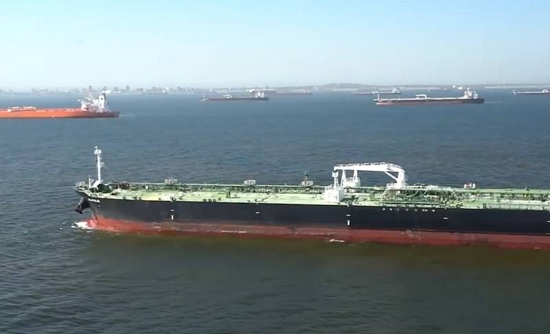 Целый танкерный флот подошел к берегам США