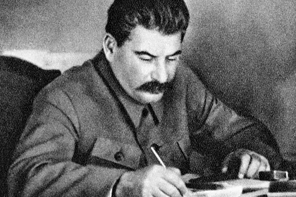 Опубликован доклад Сталину о самоубийстве Гитлера