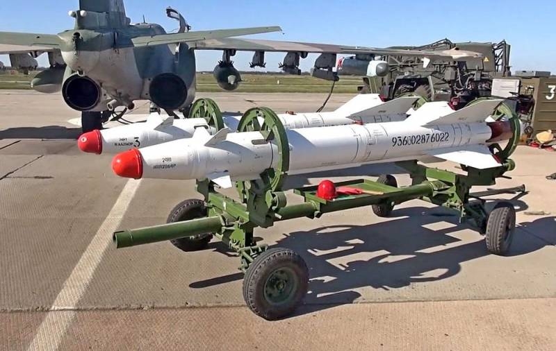 Произвольный запуск ракеты с штурмовика Су-25 попал на видео