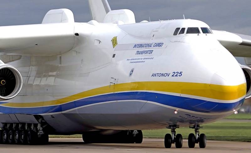 «Русские такой самолет бы не построили»: поляки в ожидании прибытия Ан-225