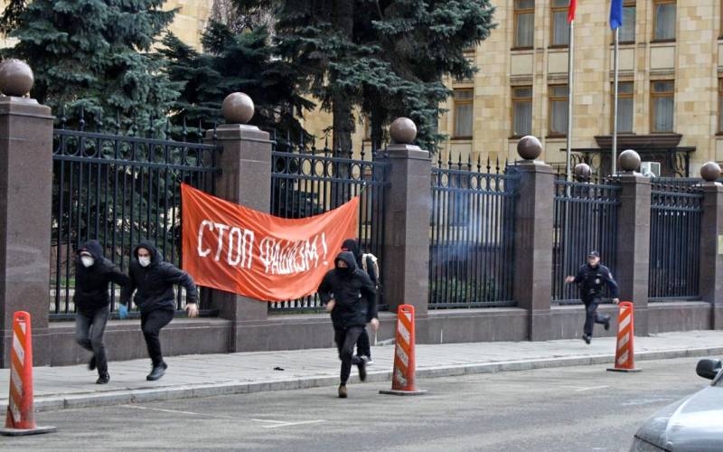 «Русских забыли спросить»: чехи об акции в Москве в ответ на снос памятника Коневу