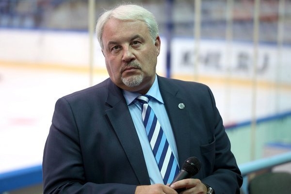 «В «Динамо» мне должны накрыть поляну за Яшкина». Генеральный директор «Сибири» — о секрете успешного сезона, потолке зарплат и многом другом