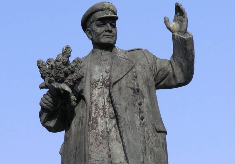 Чехи назвали виновного в сносе памятника Коневу в Праге
