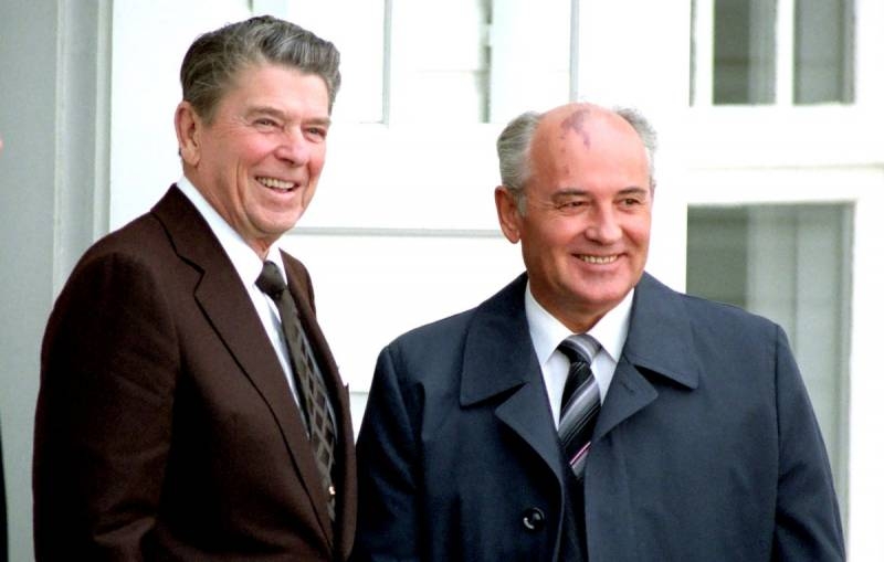 Карелию – за 15 млрд, Курилы – за 28: собирался ли Горбачев разбазарить земли России?