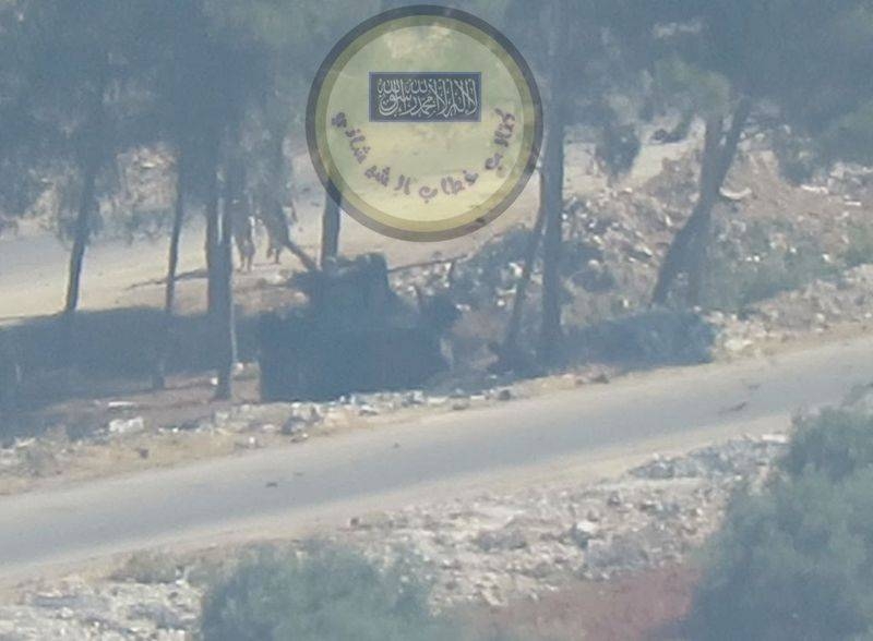 Появилось фото поврежденного мощным фугасом российского БТР-82А в Сирии