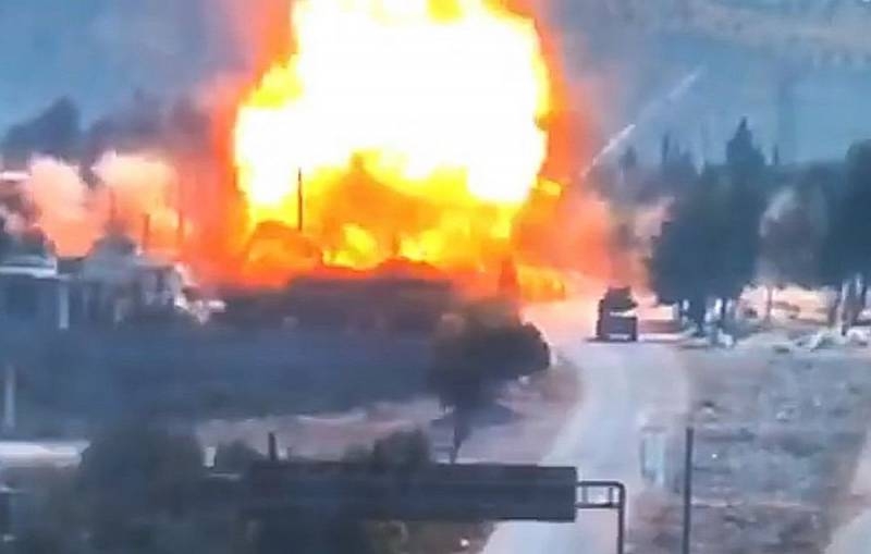 Появилось видео подрыва российско-турецкой колонны в Сирии