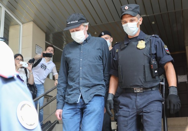 Срок домашнего ареста Михаила Ефремова продлили до 22 января