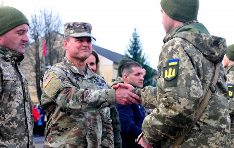 Американские силовики берут Украину под прямое управление