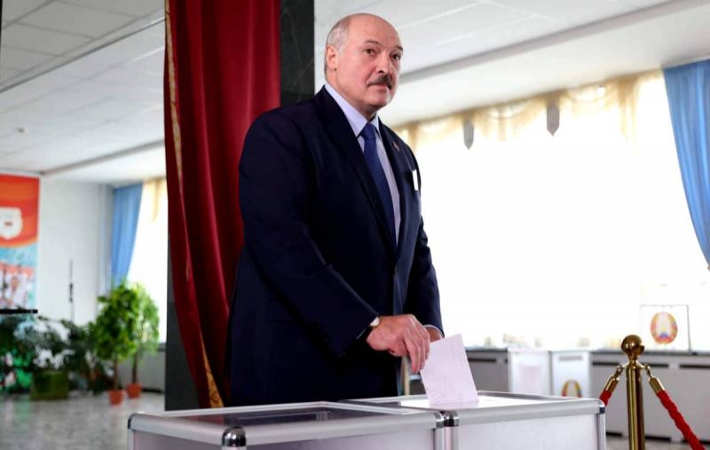 Политолог: Лукашенко все глубже загоняет себя в ловушку, из которой нет выхода