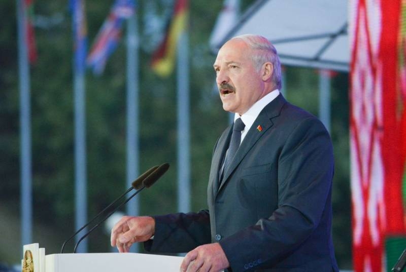 Политолог объяснил, почему Лукашенко откажется от Союзного государства даже сейчас
