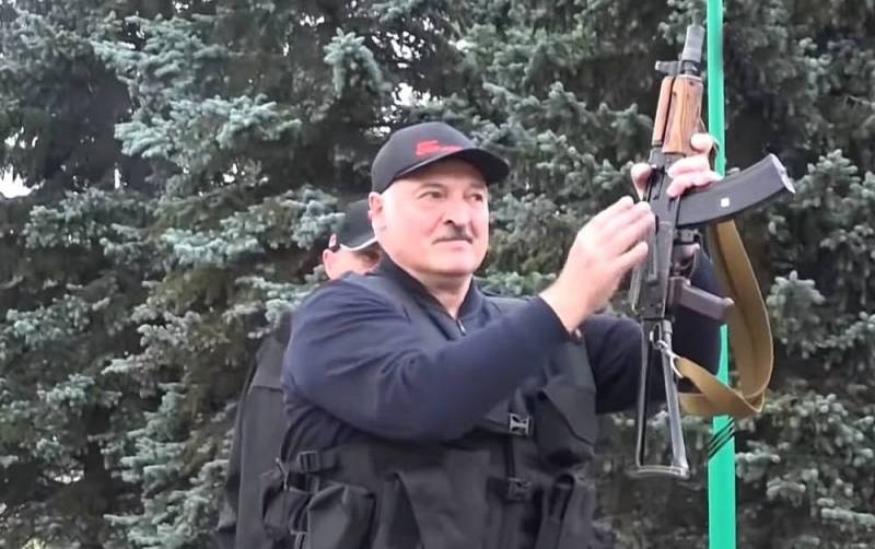 Политолог: У России уже готова замена Лукашенко