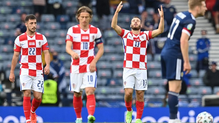 Влашич и чудо-гол Модрича сняли проклятие вице-чемпионов мира. Хорватия вышла в плей-офф и уменьшила шансы Украины на 1/8 финала