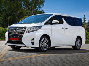 Особенности и достоинства Toyota Alphard