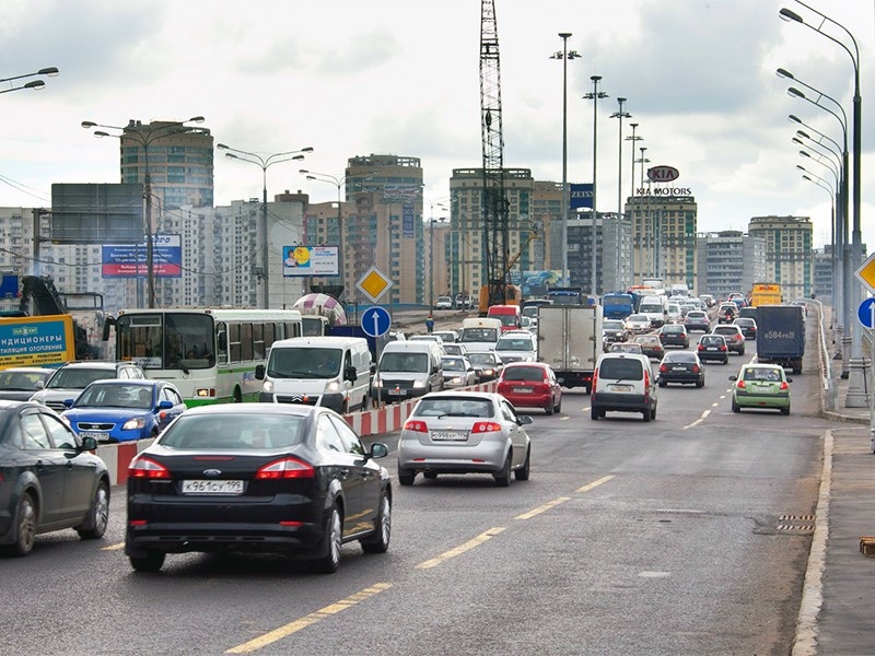 Долю отечественных автомобилей на рынке хотят довести до восьмидесяти процентов