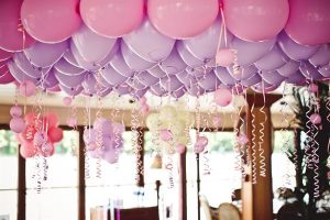 Украшаем воздушными шарами комнату для Дня Рождения