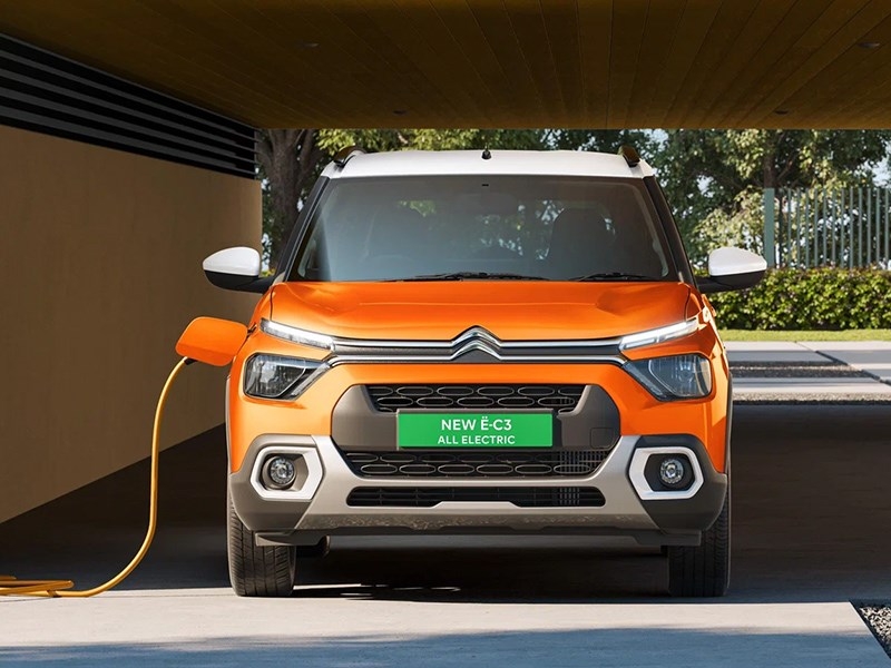 Citroen электрический. Citroen 2023. Ситроен электромобиль. Mitsubishi Ek x Cross. Ситроен электромобиль кросс.