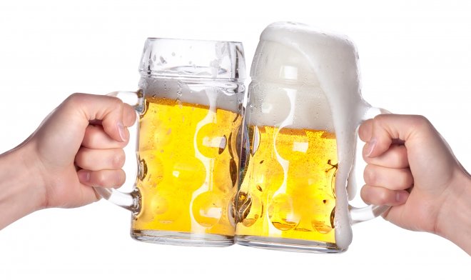 Два бокала пива в день повреждают мозг как 10 лет естественного старения