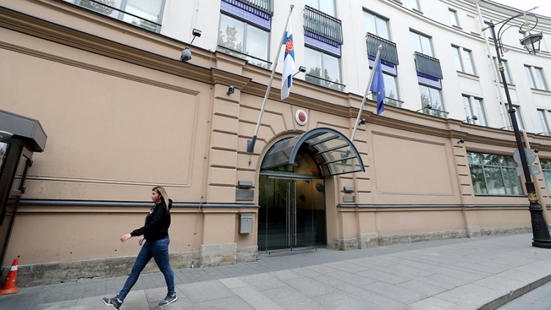 Финляндия с 1 августа прекратит выдачу виз в Санкт-Петербурге