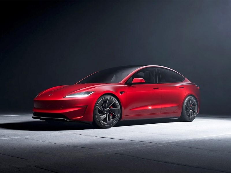 Новый Tesla Model 3 Performance сможет разогнаться до “сотни” за 2,9 с.