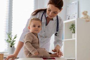 Педиатр: выбор детского врача, профилактика и лечение заболеваний