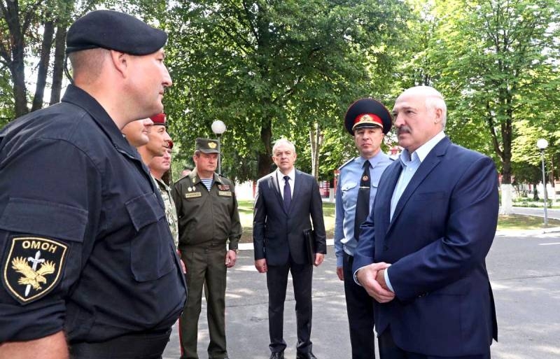 Белорусская оппозиция впала в растерянность после слов Путина о резерве силовиков