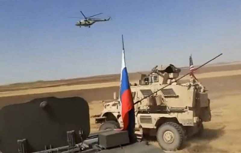 «Блокируй его!»: российские военные погоняли американцев по полям в Сирии