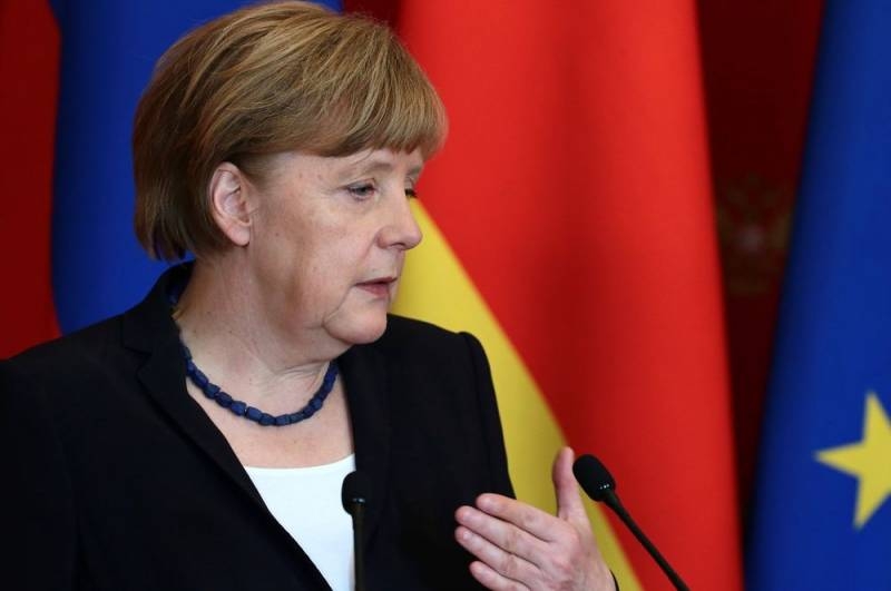 Меркель пытается не допустить «триумфа России в Ливии»