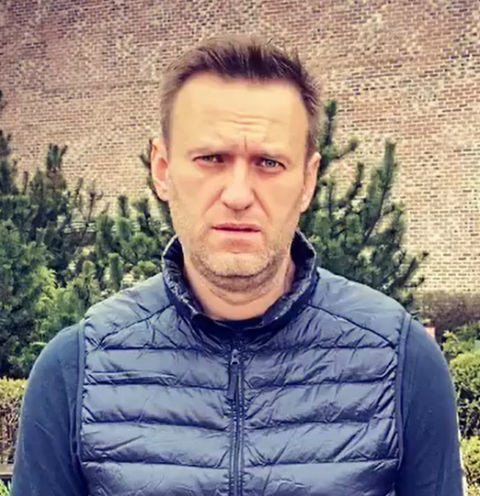 Немецкие врачи: «Состояние Алексея Навального стабильно тяжелое. Он в коме»
