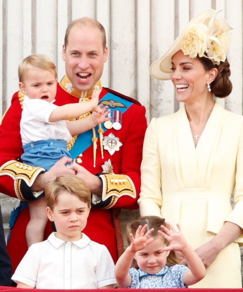«Рядом нет того, кто мог бы тебе помочь»: Принц Уильям до сих пор страдает из-за смерти матери
