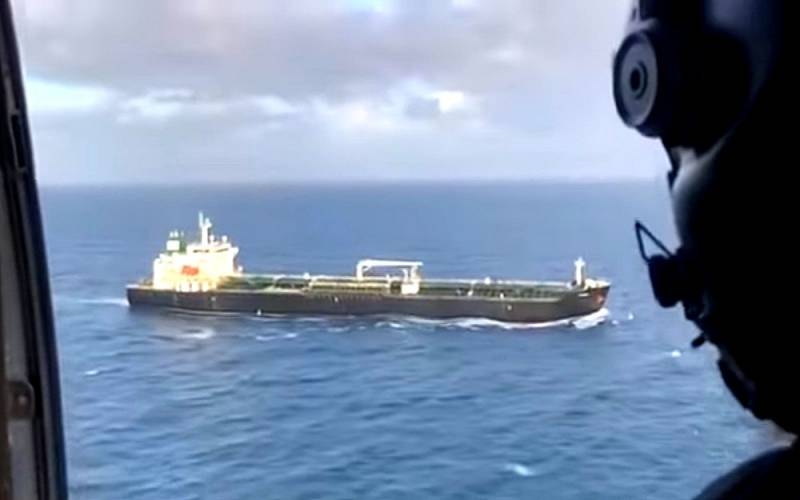 Стало известно о захвате американцами иранских танкеров, идущих в Венесуэлу